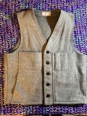 Filson Mackinaw Wool Vest- Gray- 4- Pocket Utility- GropCore/ Workwear Men’s